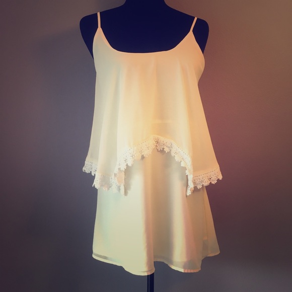 TOBI Cream Colored Tank Top Size Small - Picture 1 of 7